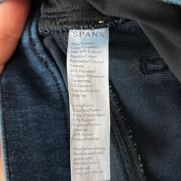 SPANX Jean-Ish Ankle Leggings Dark Blue Size Medium Shapewear Highrise Pockets - Picture 14 of 15